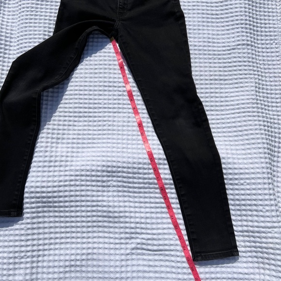 Levi's 710 Super Skinny Black Jeans - Picture 12 of 13